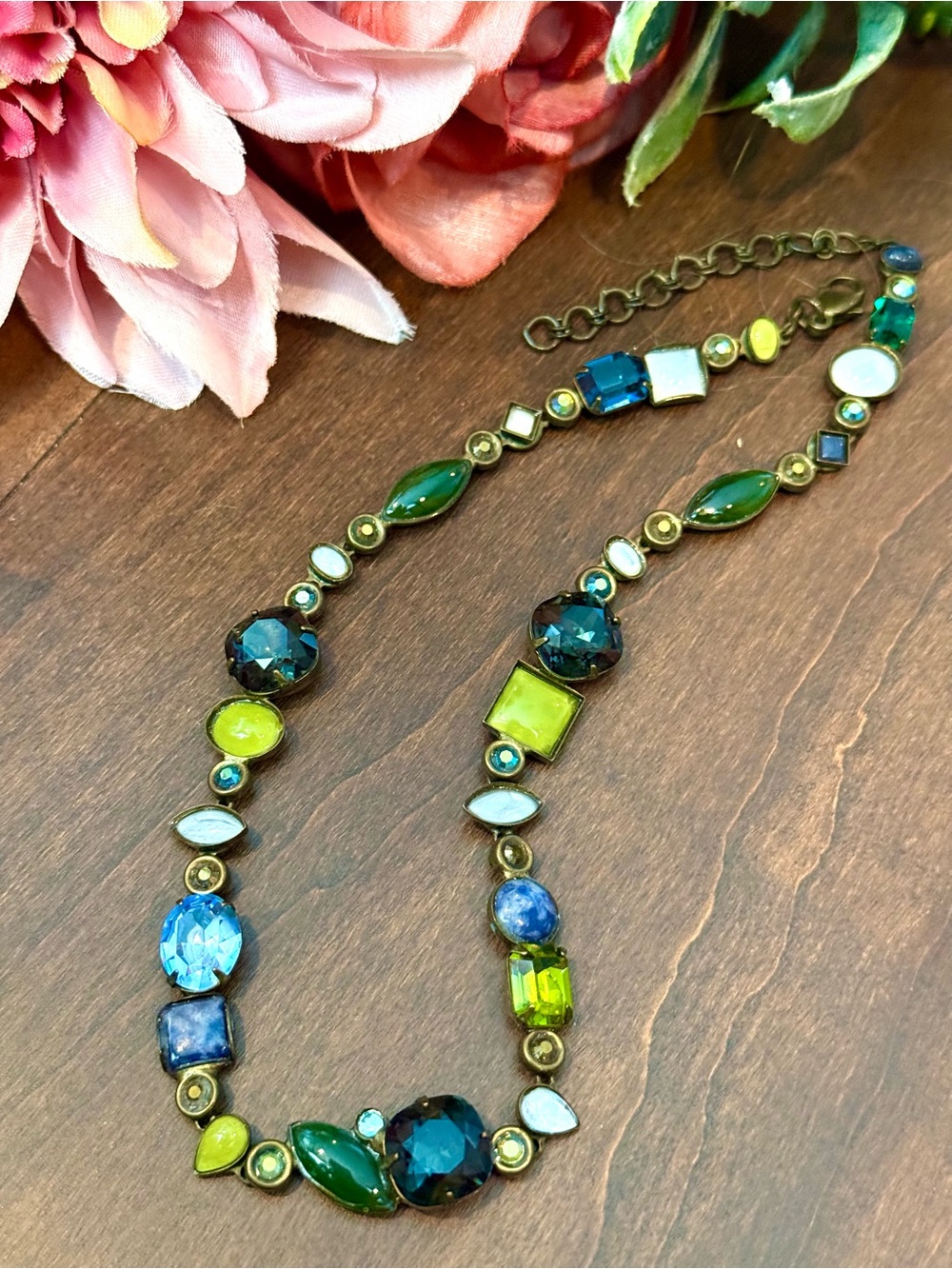 Beautiful Sorrelli Handcrafted Vintage Necklace